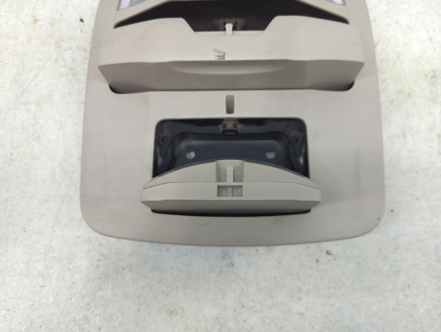 2022 Chrysler Voyager Overhead Roof Console - Oemusedautoparts1.com