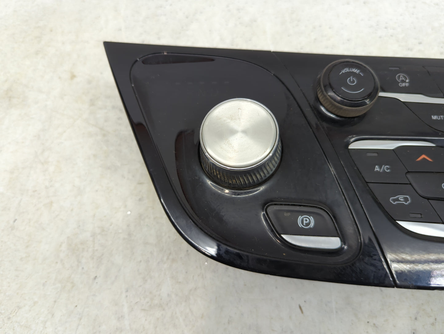2021-2022 Chrysler Voyager Climate Control Module Temperature AC/Heater Replacement P/N:P7AS371X8AA T192210279 Fits Fits 202