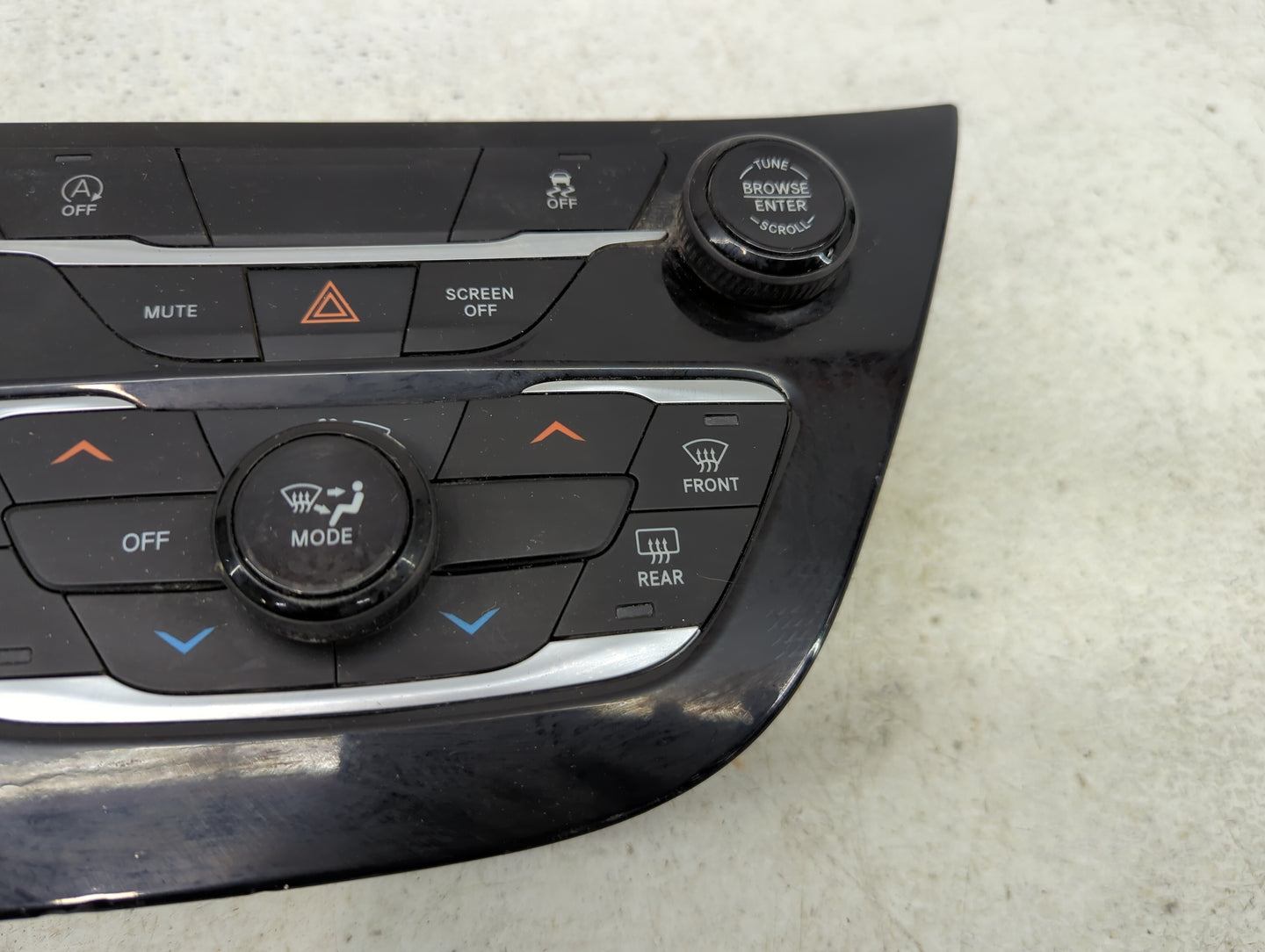 2021-2022 Chrysler Voyager Climate Control Module Temperature AC/Heater Replacement P/N:P7AS371X8AA T192210279 Fits Fits 202