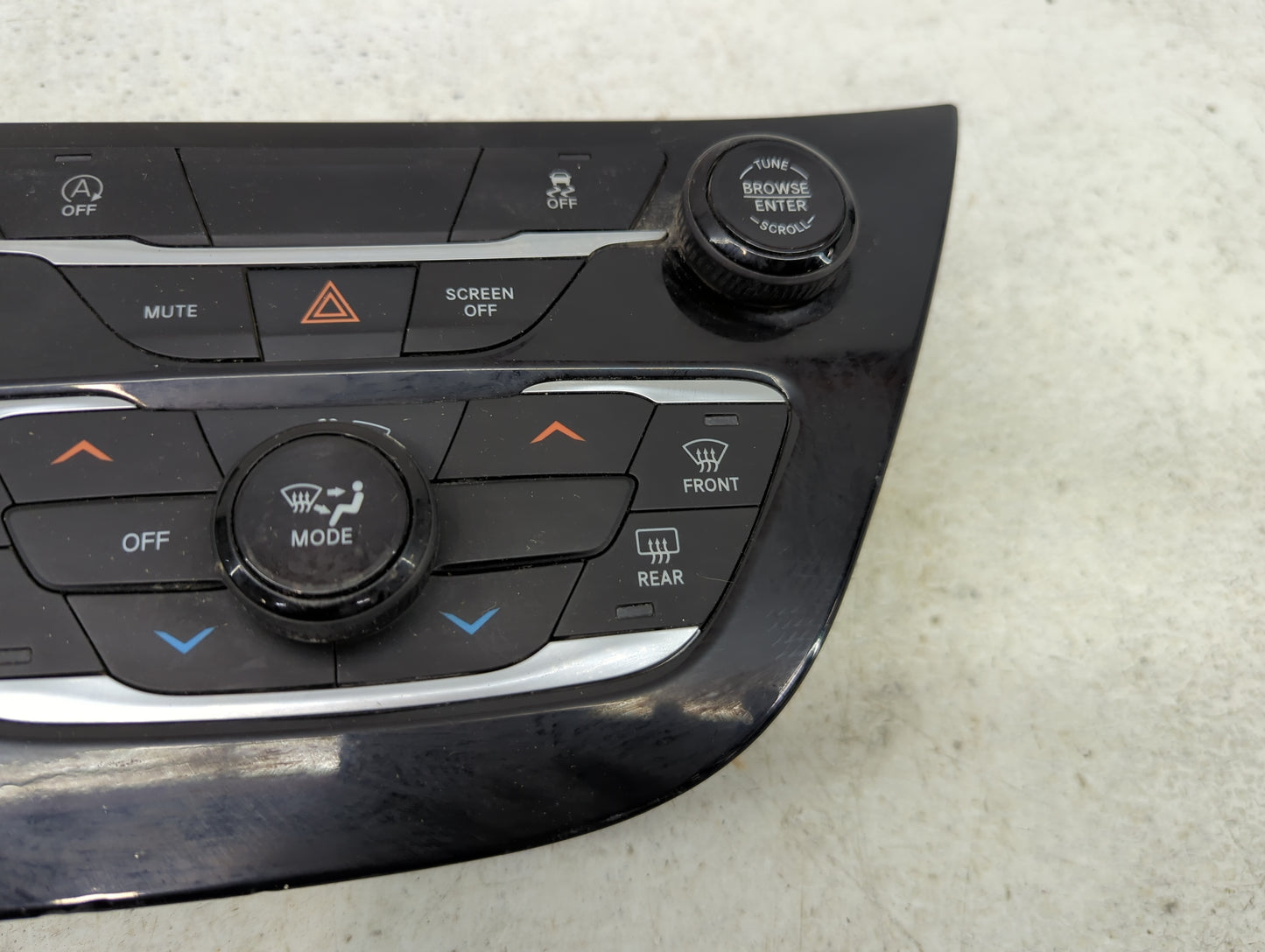 2021-2022 Chrysler Voyager Climate Control Module Temperature AC/Heater Replacement P/N:P7AS371X8AA T192210279 Fits Fits 202