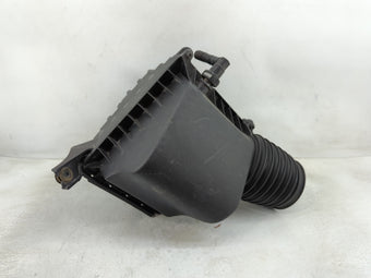 compare product 2020-2022 Chrysler Voyager Air Cleaner Intake-duct Hose Tube