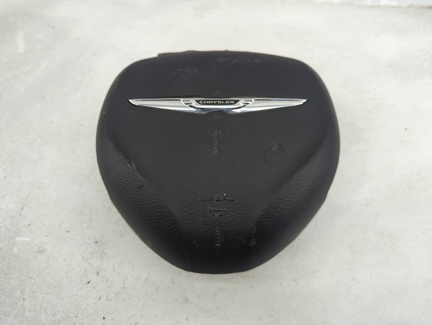 2022 Chrysler Voyager Air Bag Driver Left Steering Wheel Mounted P/N:625243900H 900H0898878, AL10147 Fits OEM Used Auto Part