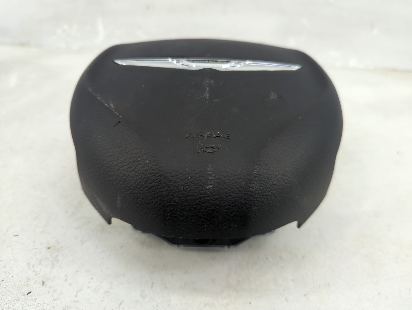 2022 Chrysler Voyager Air Bag Driver Left Steering Wheel Mounted P/N:625243900H 900H0898878, AL10147 Fits OEM Used Auto Part