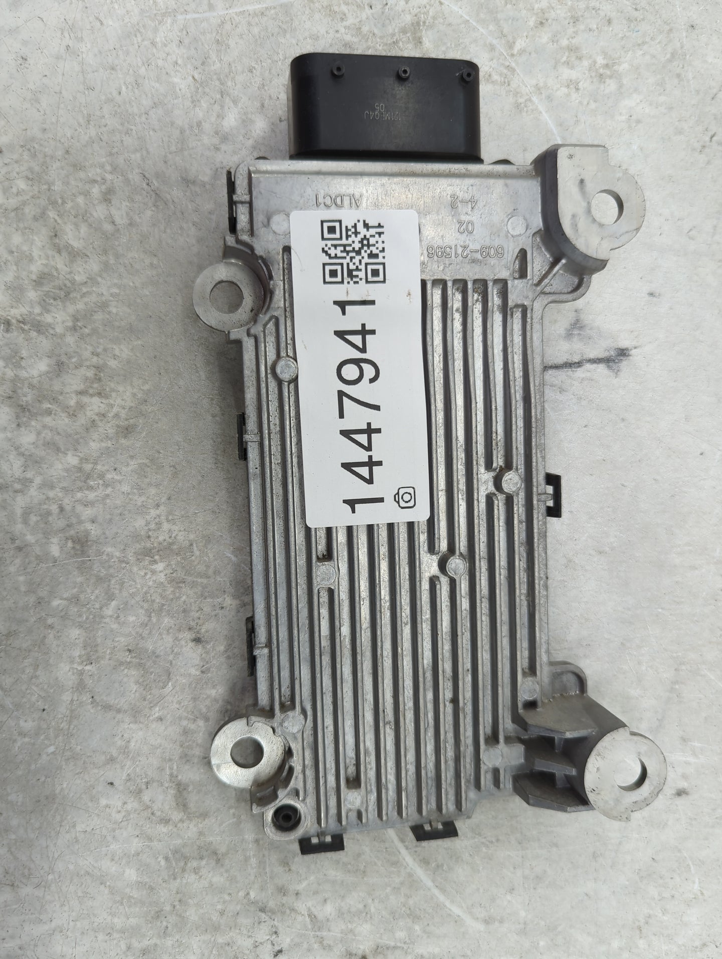2020-2022 Chrysler Voyager Transmission Control Module Tcu Tcm - Oemusedautoparts1.com