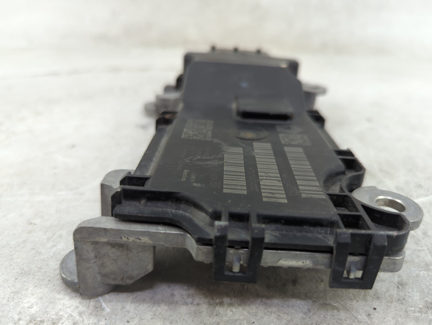 2020-2022 Chrysler Voyager Transmission Control Module Tcu Tcm - Oemusedautoparts1.com
