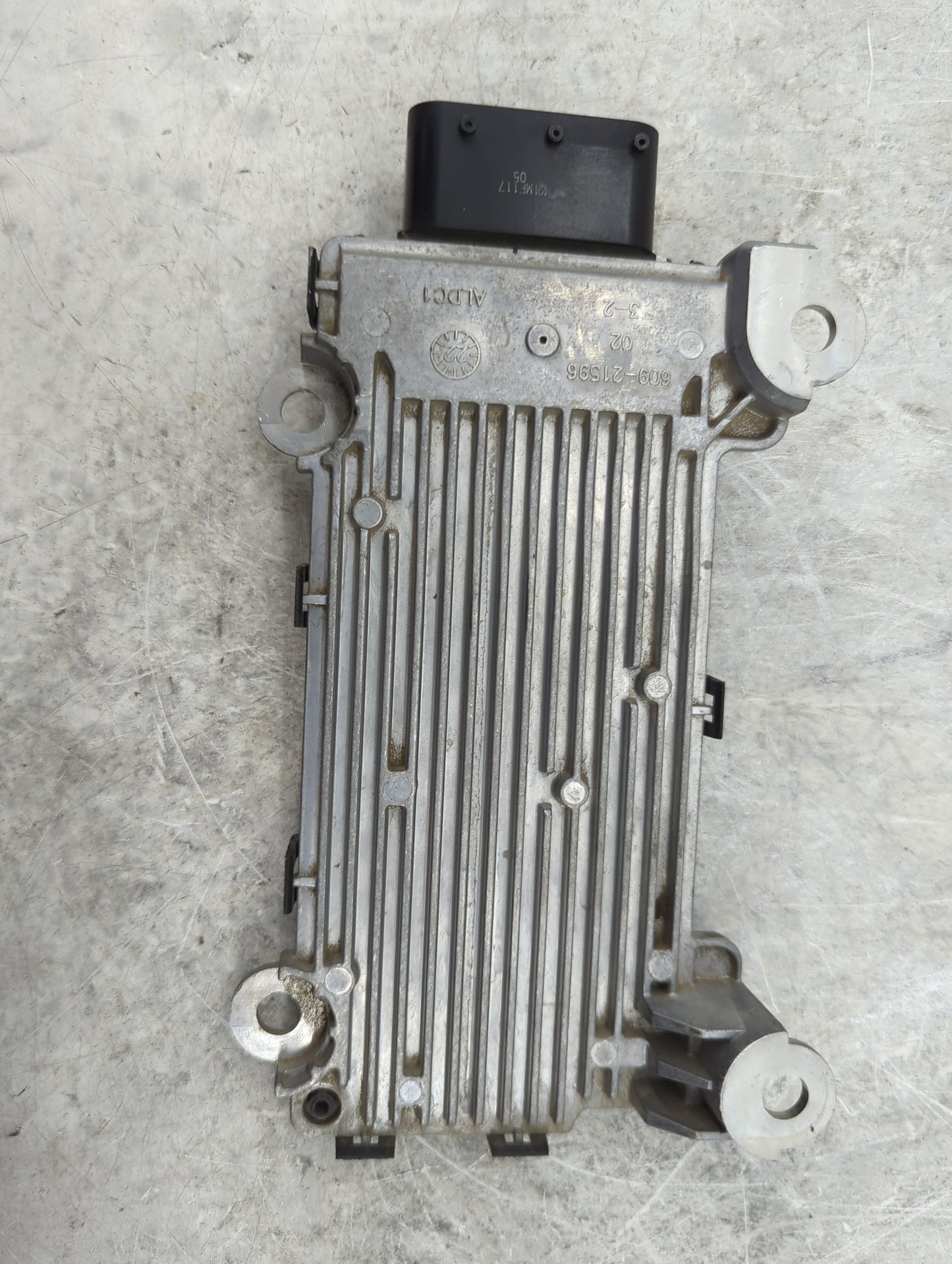 2020-2022 Chrysler Voyager Transmission Control Module Tcu Tcm - Oemusedautoparts1.com