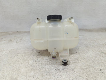 2022 Chrysler Voyager Radiator Coolant Overflow Expansion Tank Bottle