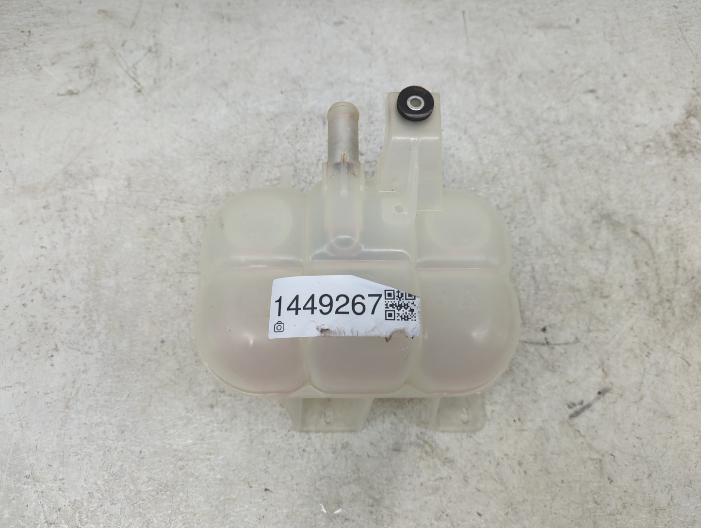 2022 Chrysler Voyager Radiator Coolant Overflow Expansion Tank Bottle - Oemusedautoparts1.com