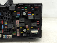 2020-2022 Chrysler Voyager Fusebox Fuse Box Panel Relay Module P/N:04692143AA Fits Fits 2020 2021 2022 OEM Used Auto Parts -