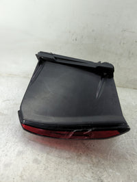 2020-2022 Chrysler Voyager Tail Light Assembly Driver Left OEM P/N:P68229029AD Fits Fits 2017 2018 2019 2020 2021 2022 OEM U