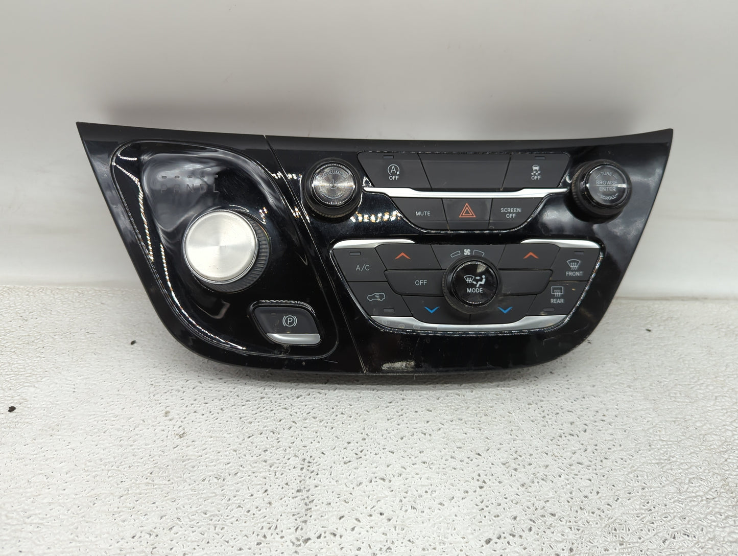 2021-2022 Chrysler Voyager Climate Control Module Temperature AC/Heater Replacement P/N:P7AS371X8AA Fits Fits 2021 2022 OEM 