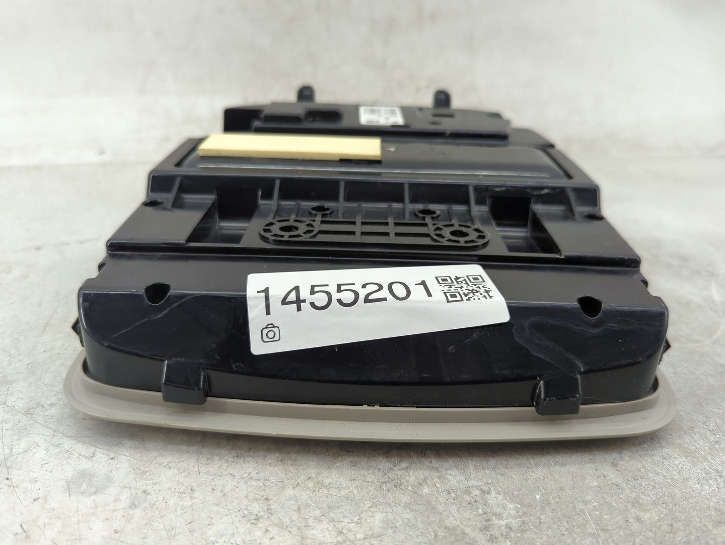2022 Chrysler Voyager Overhead Roof Console - Oemusedautoparts1.com