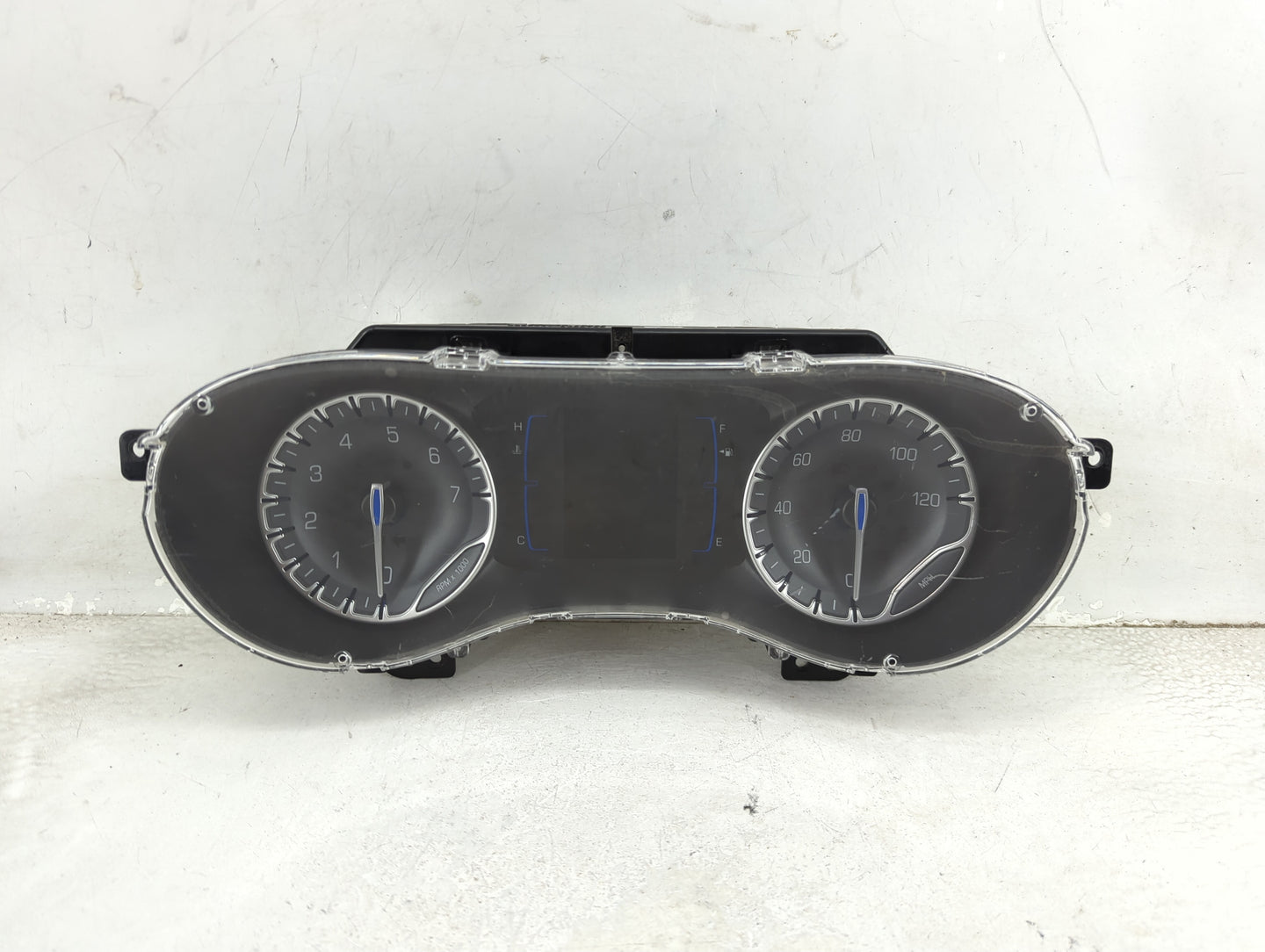2022 Chrysler Voyager Instrument Cluster Speedometer Gauges P/N:68529070AA CR-0046-501-MR-C000 Miles: Fits OEM Used Auto Par