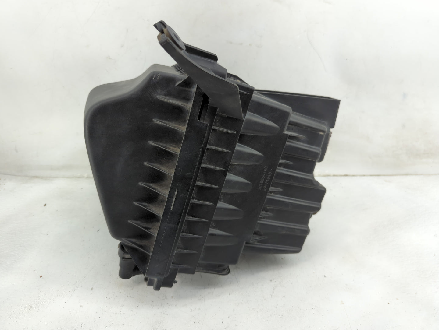 2022 Chrysler Voyager Air Cleaner Intake-duct Hose Tube 1459710 - Oemusedautoparts1.com