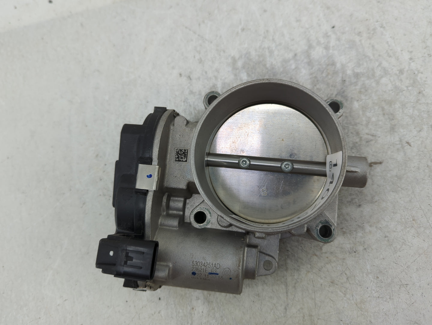 2013-2022 Dodge Challenger Throttle Body P/N:53034251AD Fits Fits 2012 2013 2014 2015 2016 2017 2018 2019 2020 2021 2022 OEM