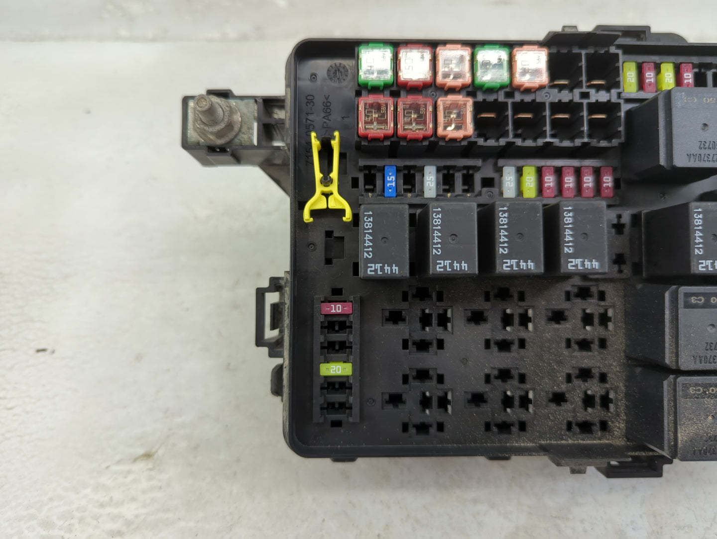2021-2022 Dodge Challenger Fusebox Fuse Box Panel Relay Module P/N:P68542203AC Fits Fits 2021 2022 OEM Used Auto Parts - Oem