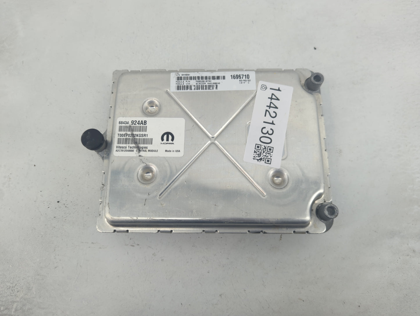 2020-2022 Dodge Challenger PCM Engine Control Computer ECU ECM PCU OEM P/N:68434924AB P68528187AC Fits Fits 2020 2021 2022 O