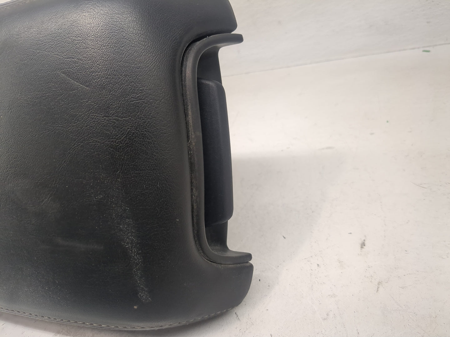 2022 Dodge Charger Center Console Armrest Cover Lid Fits OEM Used Auto Parts - Oemusedautoparts1.com