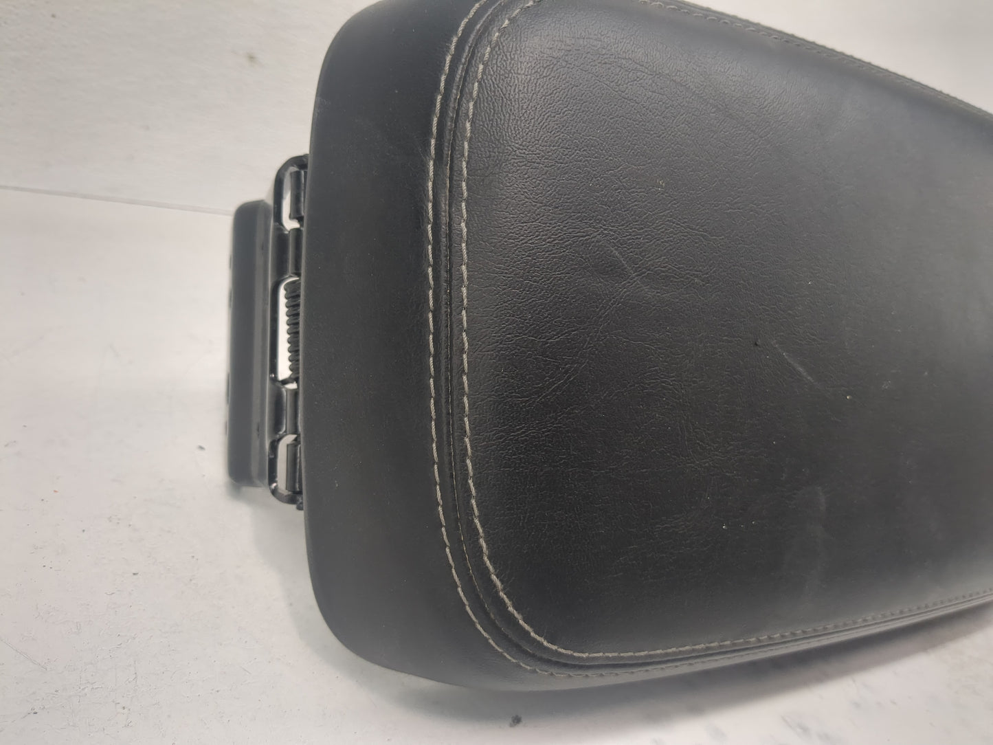 2022 Dodge Charger Center Console Armrest Cover Lid Fits OEM Used Auto Parts - Oemusedautoparts1.com