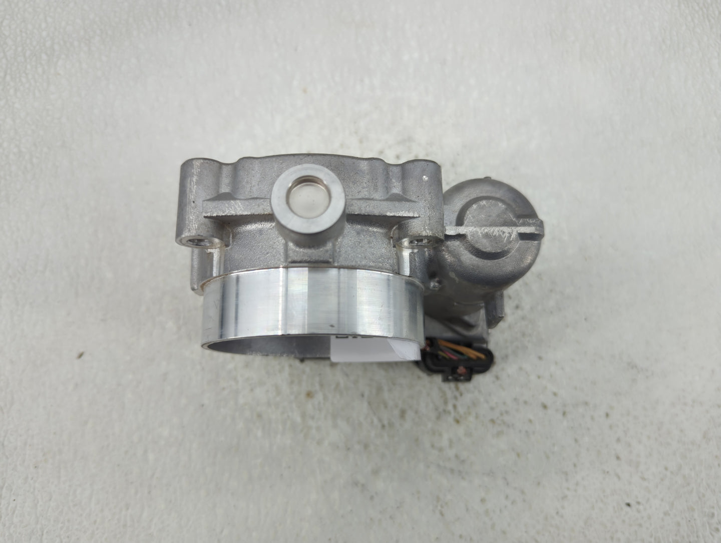 2011-2022 Dodge Charger Throttle Body Fits Fits 2011 2012 2013 2014 2015 2016 2017 2018 2019 2020 2021 2022 OEM Used Auto Pa
