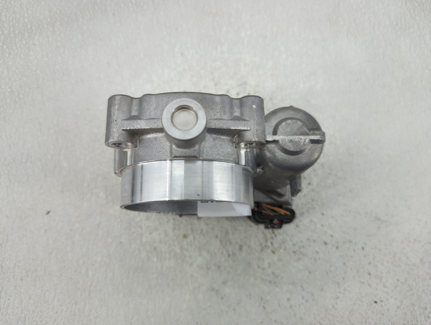 2011-2022 Dodge Charger Throttle Body Fits Fits 2011 2012 2013 2014 2015 2016 2017 2018 2019 2020 2021 2022 OEM Used Auto Pa