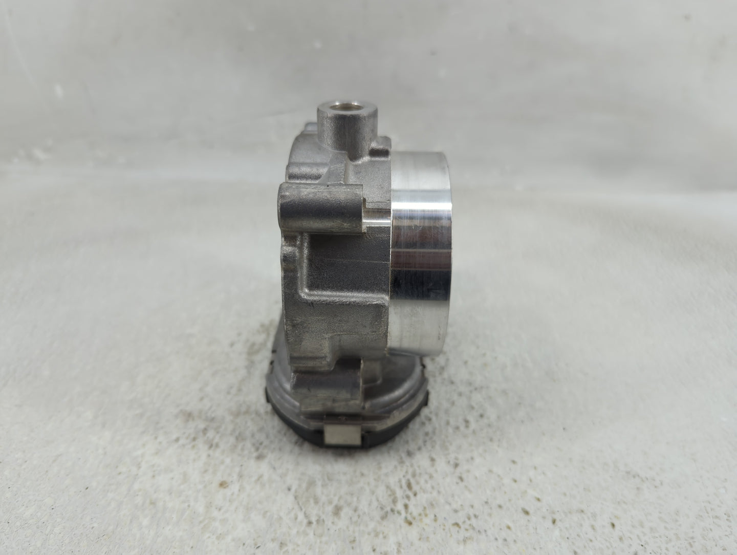2011-2022 Dodge Charger Throttle Body Fits Fits 2011 2012 2013 2014 2015 2016 2017 2018 2019 2020 2021 2022 OEM Used Auto Pa