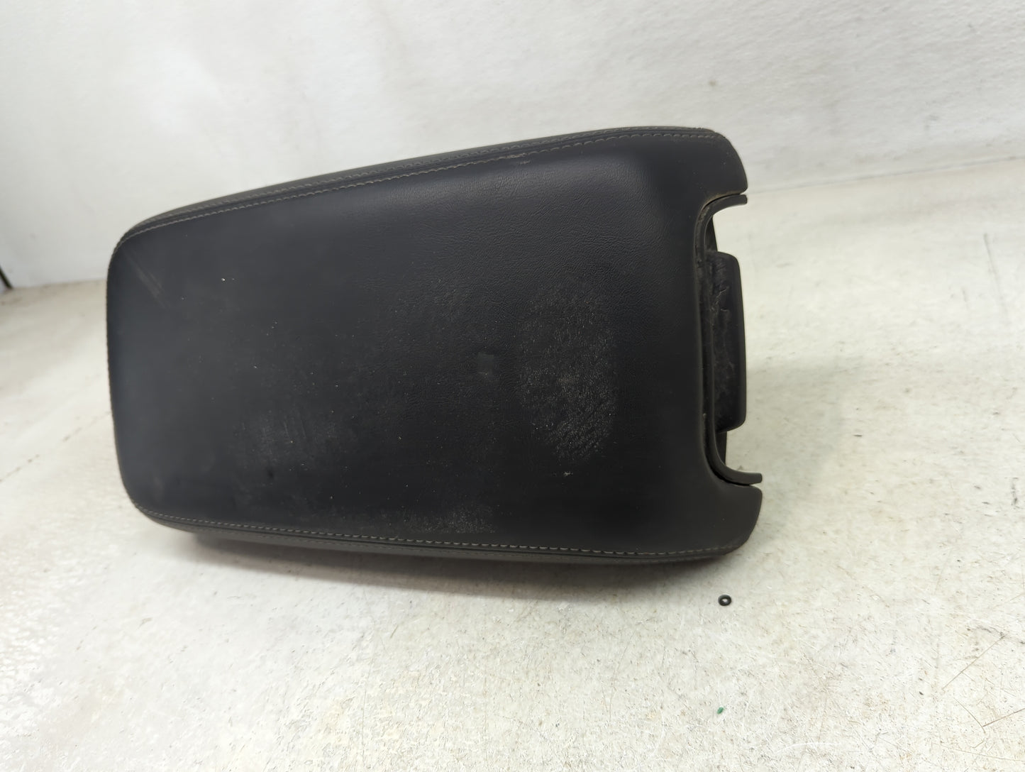 2022 Dodge Charger Center Console Armrest Cover Lid Fits OEM Used Auto Parts - Oemusedautoparts1.com