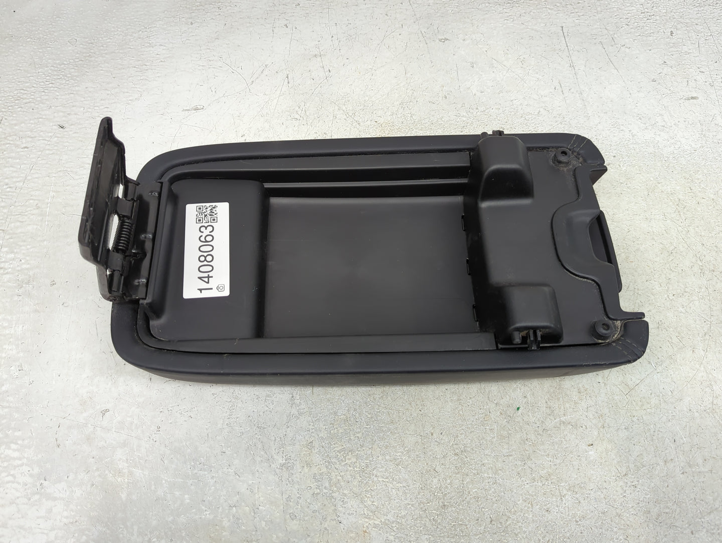 2022 Dodge Charger Center Console Armrest Cover Lid Fits OEM Used Auto Parts - Oemusedautoparts1.com