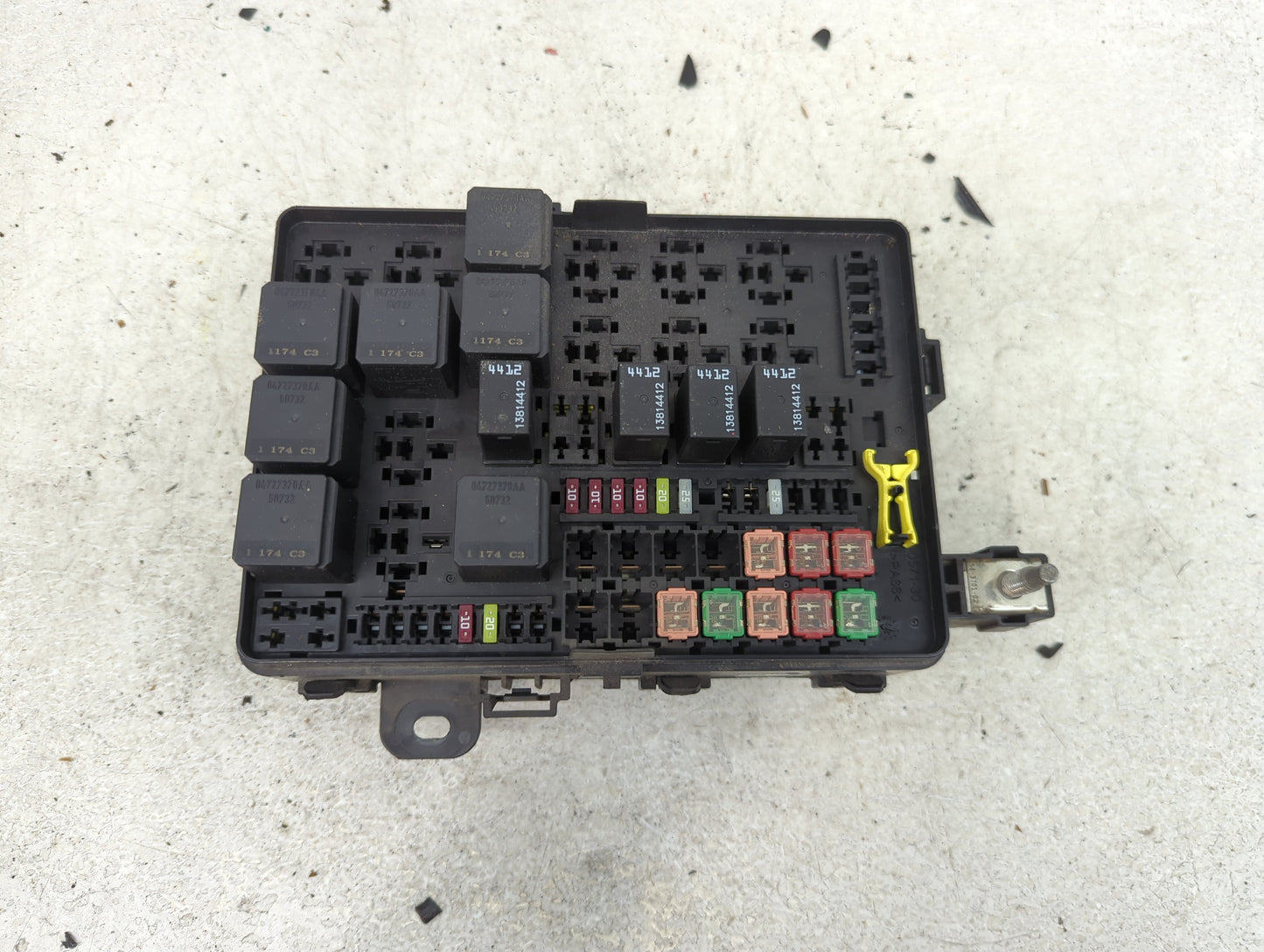 2022 Dodge Charger Fusebox Fuse Box Panel Relay Module P/N:P68542403AB Fits OEM Used Auto Parts - Oemusedautoparts1.com