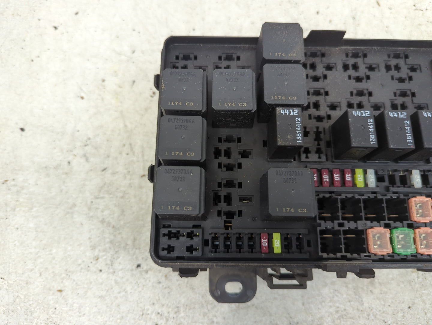 2022 Dodge Charger Fusebox Fuse Box Panel Relay Module P/N:P68542403AB Fits OEM Used Auto Parts - Oemusedautoparts1.com