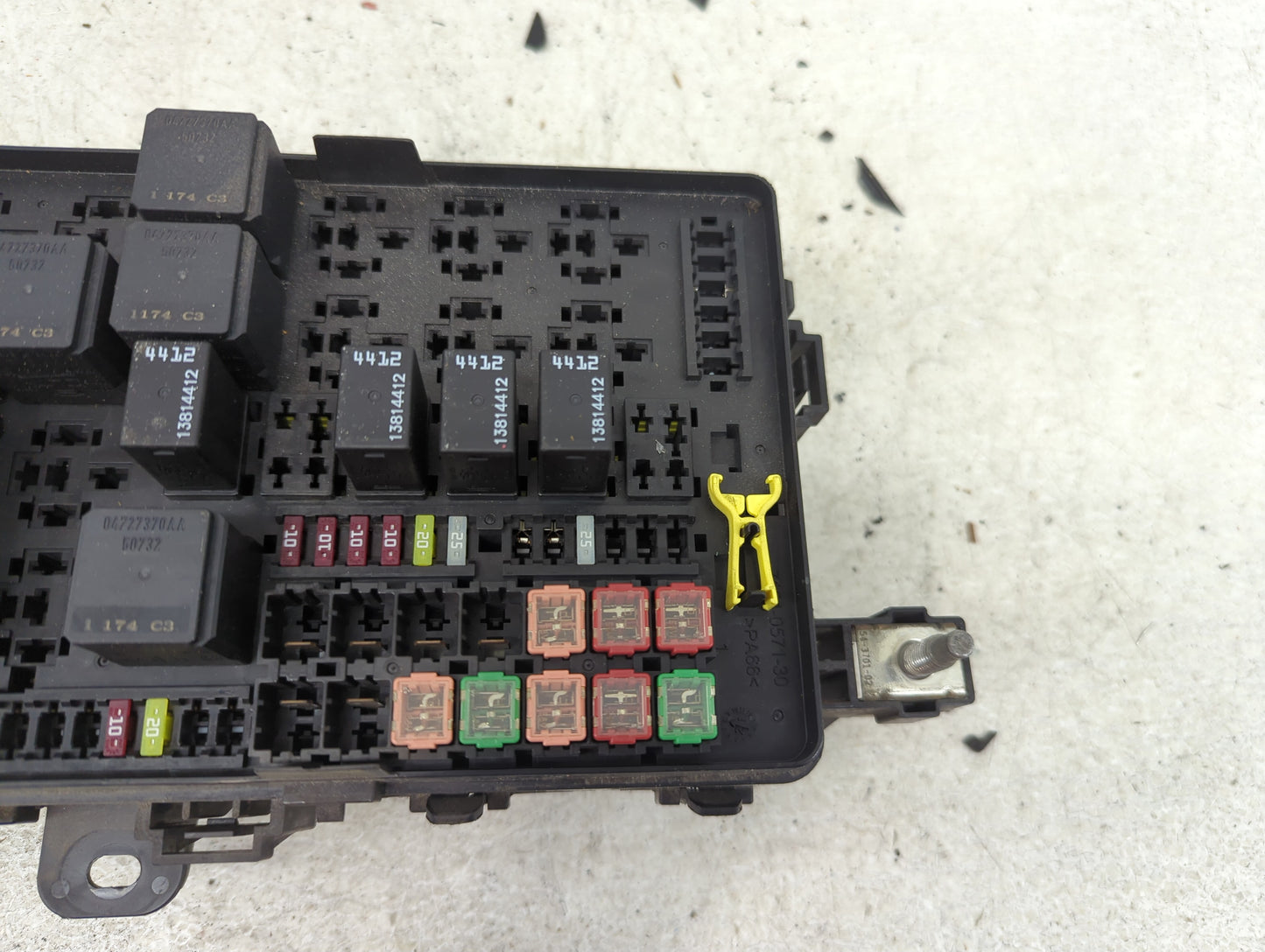 2022 Dodge Charger Fusebox Fuse Box Panel Relay Module P/N:P68542403AB Fits OEM Used Auto Parts - Oemusedautoparts1.com