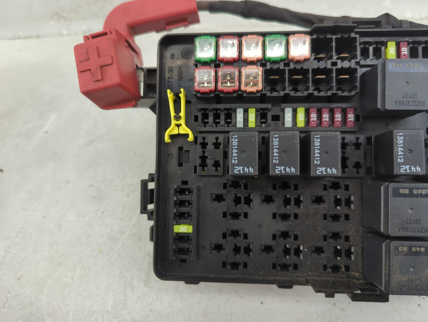 2022 Dodge Charger Fusebox Fuse Box Panel Relay Module P/N:P68542403AB Fits OEM Used Auto Parts - Oemusedautoparts1.com