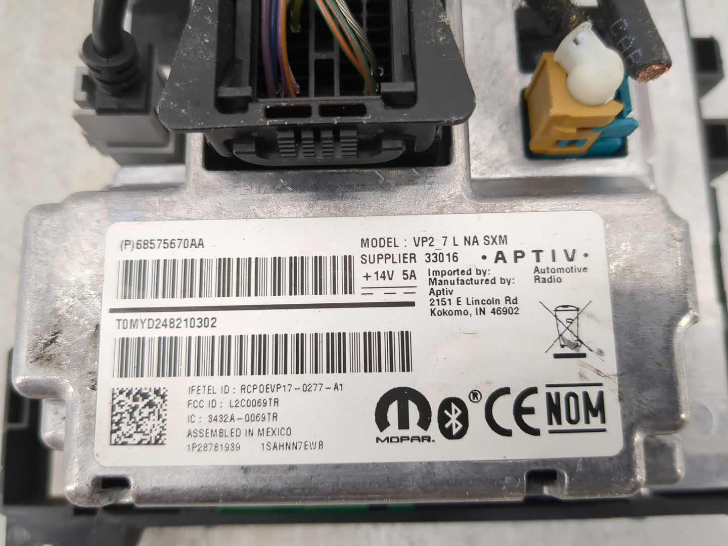 2022 Dodge Charger Radio AM FM Cd Player Receiver Replacement P/N:68575670AA Fits OEM Used Auto Parts - Oemusedautoparts1.co