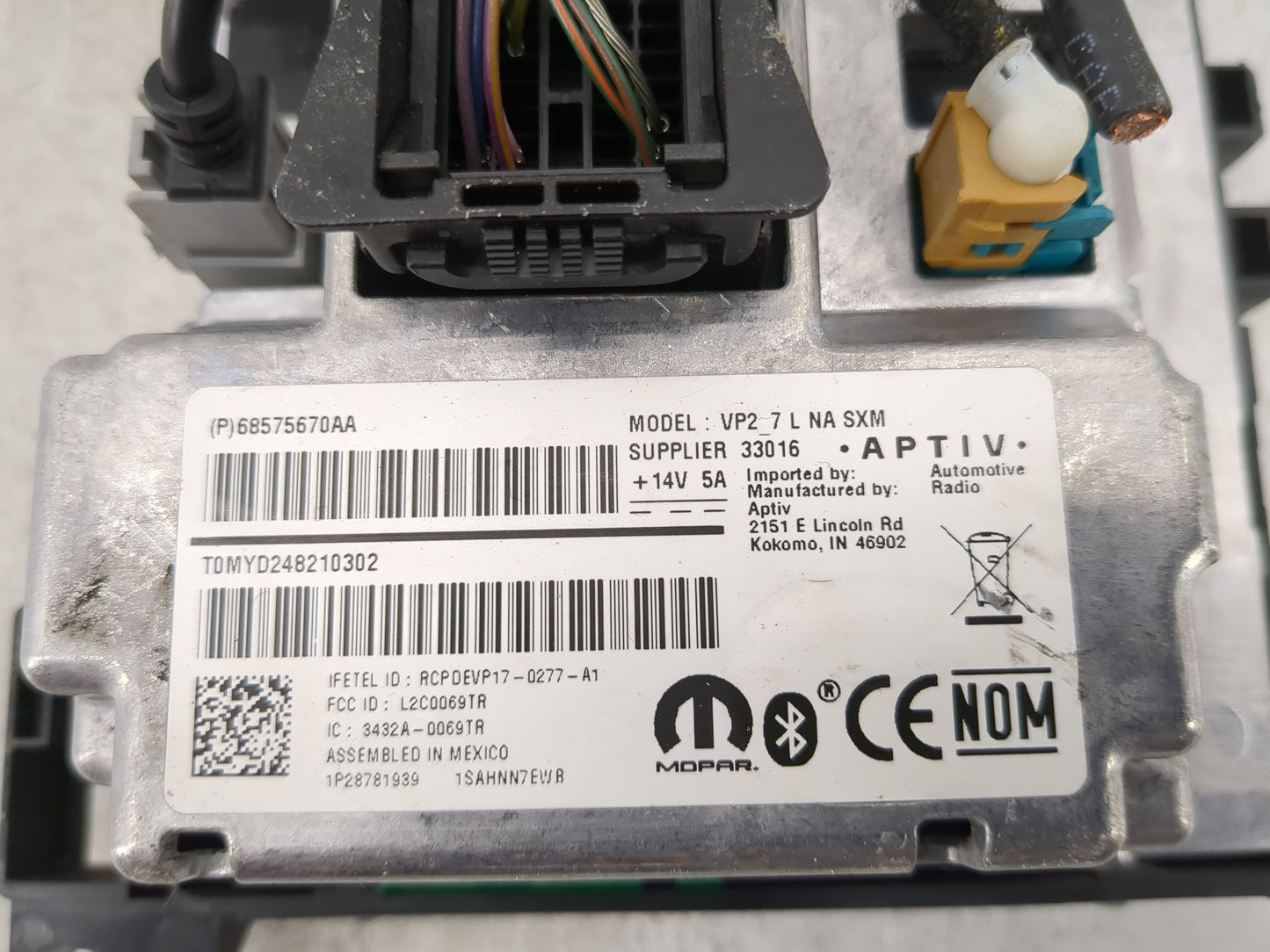 2022 Dodge Charger Radio AM FM Cd Player Receiver Replacement P/N:68575670AA Fits OEM Used Auto Parts - Oemusedautoparts1.co