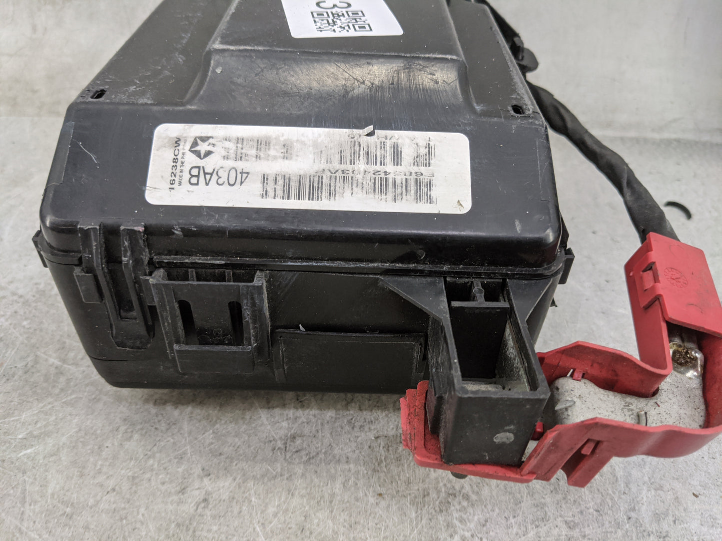2022 Dodge Charger Fusebox Fuse Box Panel Relay Module P/N:68542103AF P68542103AF Fits OEM Used Auto Parts - Oemusedautopart