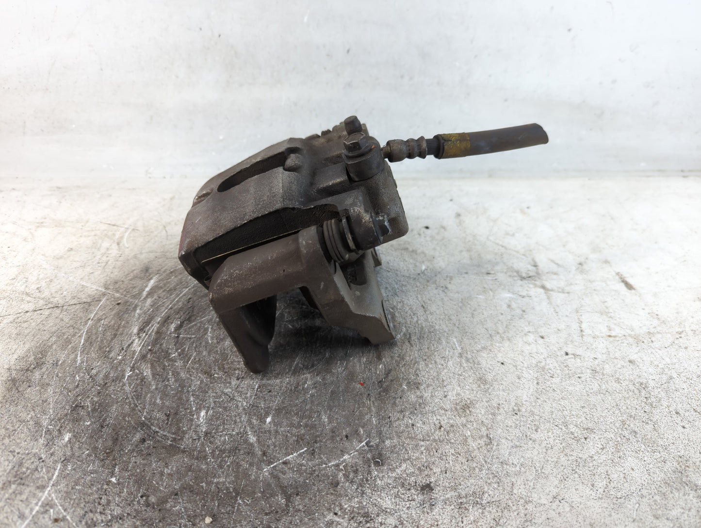2022 Dodge Charger Front Passenger Right Brake Caliper - Oemusedautoparts1.com