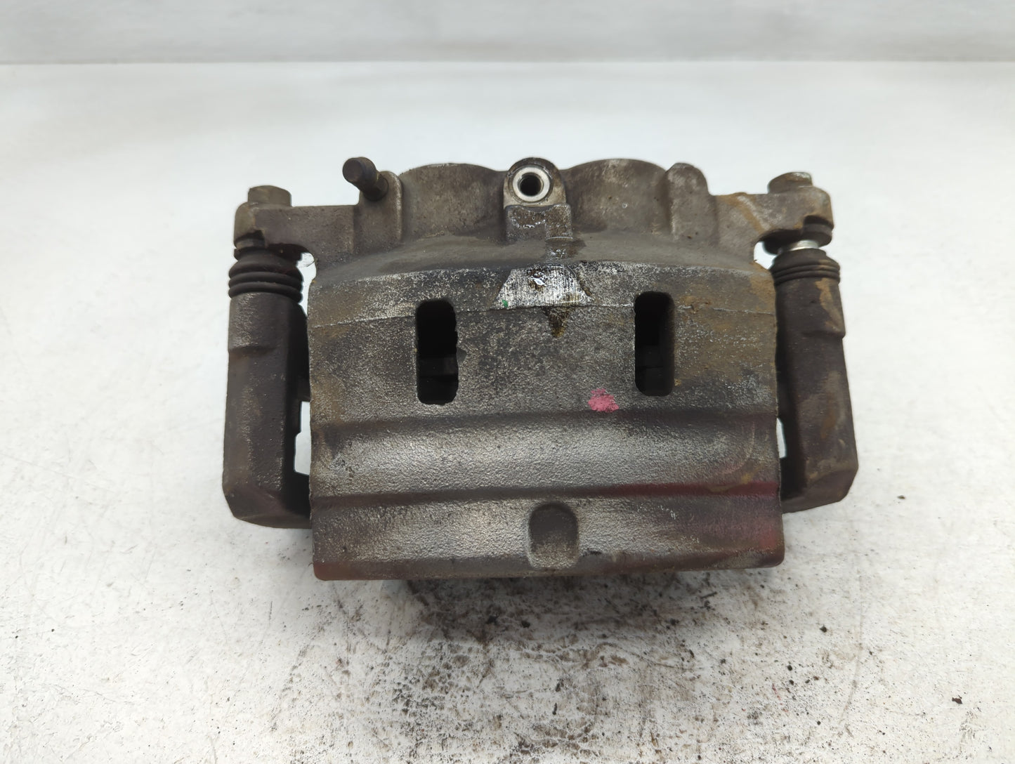 2021-2022 Dodge Charger Front Passenger Right Brake Caliper - Oemusedautoparts1.com