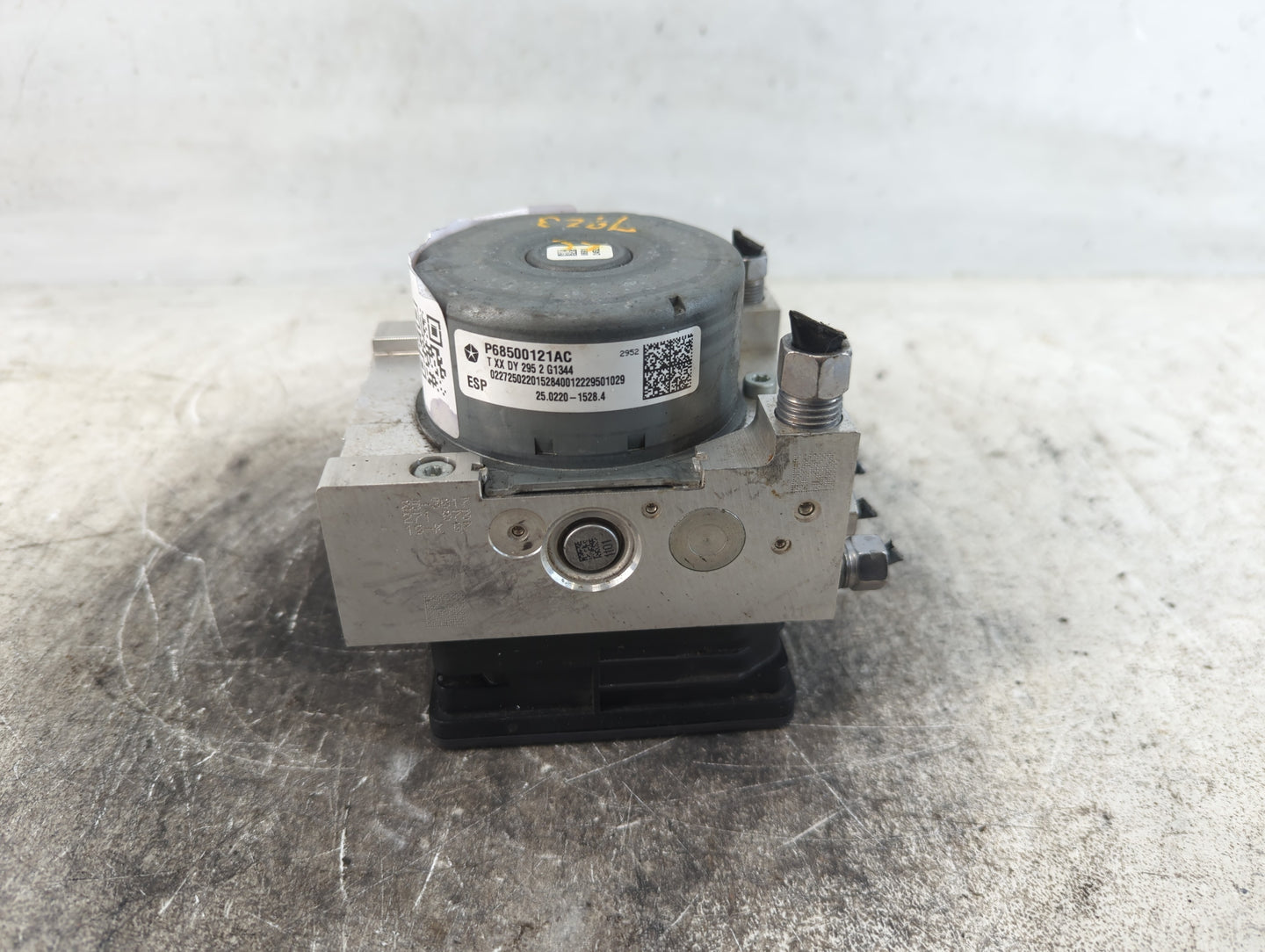 2015-2022 Dodge Charger ABS Pump Control Module Replacement P/N:P68500121AC Fits Fits 2015 2016 2017 2018 2019 2020 2021 202