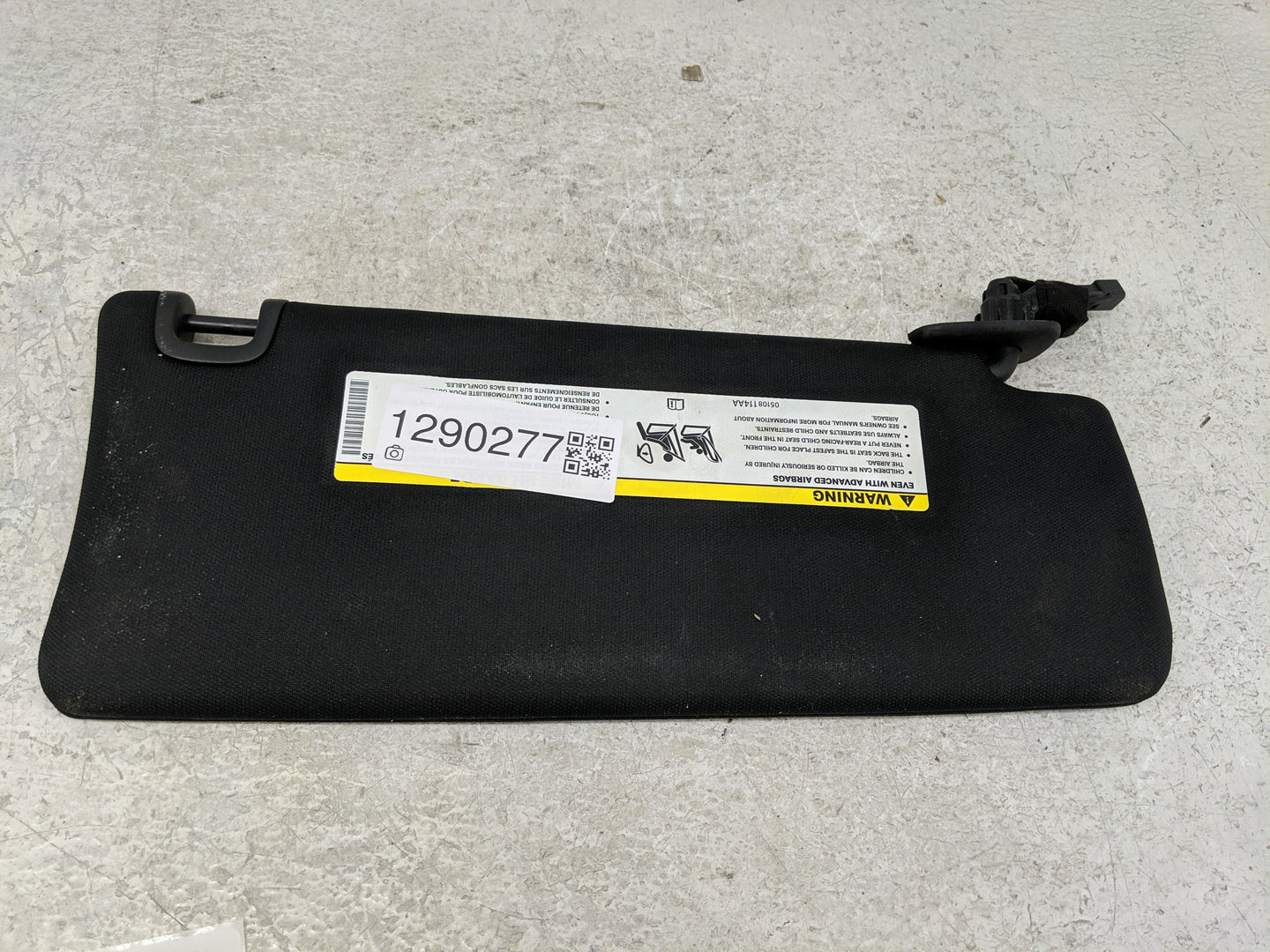 2011-2022 Dodge Durango Sun Visor Shade Replacement Passenger Right Mirror Fits OEM Used Auto Parts - Oemusedautoparts1.com