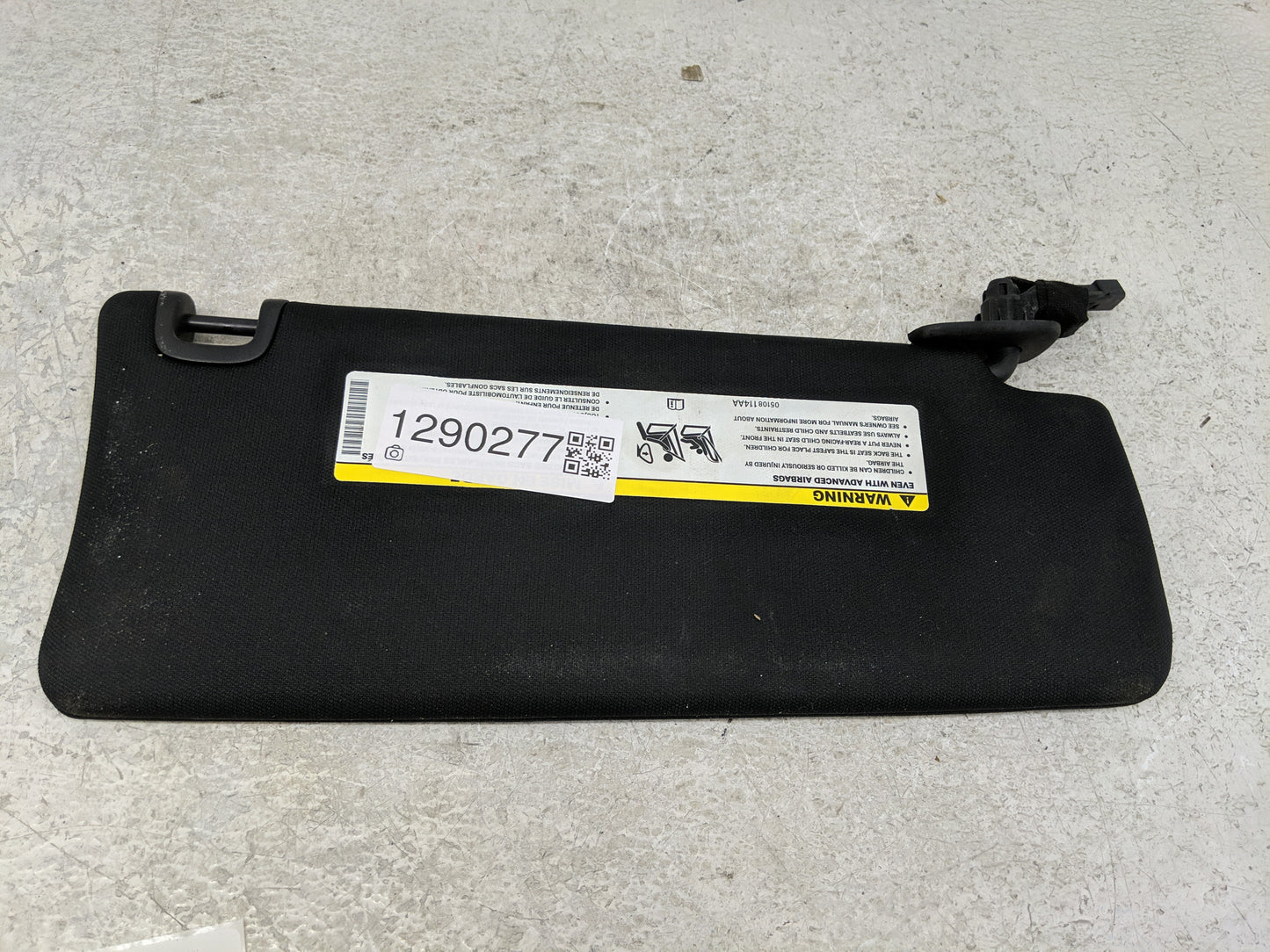 2011-2022 Dodge Durango Sun Visor Shade Replacement Passenger Right Mirror Fits OEM Used Auto Parts - Oemusedautoparts1.com