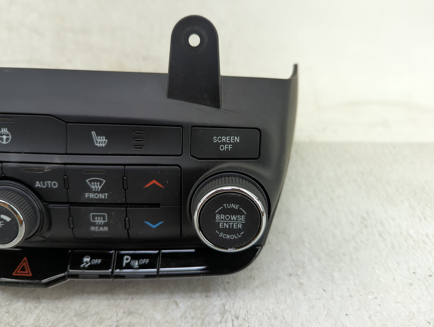 2021-2022 Dodge Durango Climate Control Module Temperature AC/Heater Replacement Fits Fits 2021 2022 OEM Used Auto Parts - O