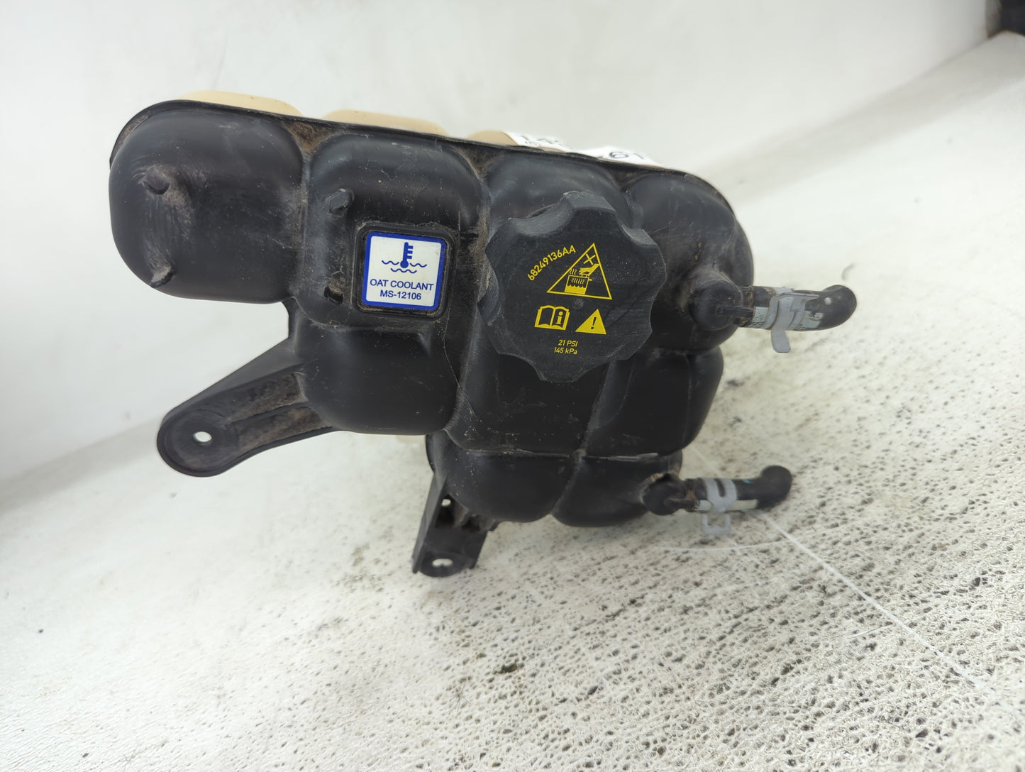 2016-2022 Dodge Durango Radiator Coolant Overflow Expansion Tank Bottle 1432661 - Oemusedautoparts1.com