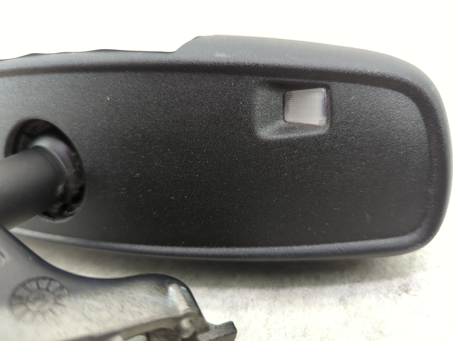 2022 Dodge Durango Interior Rear View Mirror Replacement OEM P/N:048417 GNTX-1461, 68289787AC, F01700EF Fits OEM Used Auto P