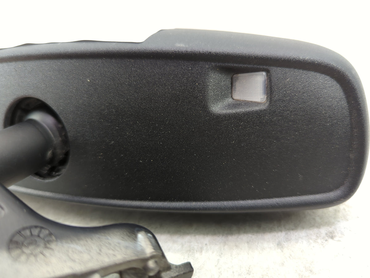 2022 Dodge Durango Interior Rear View Mirror Replacement OEM P/N:048417 GNTX-1461, 68289787AC, F01700EF Fits OEM Used Auto P