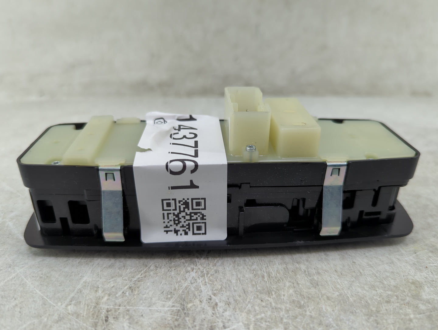 2022 Dodge Durango Master Power Window Switch Replacement Driver Side Left P/N:68319802AA Fits OEM Used Auto Parts - Oemused