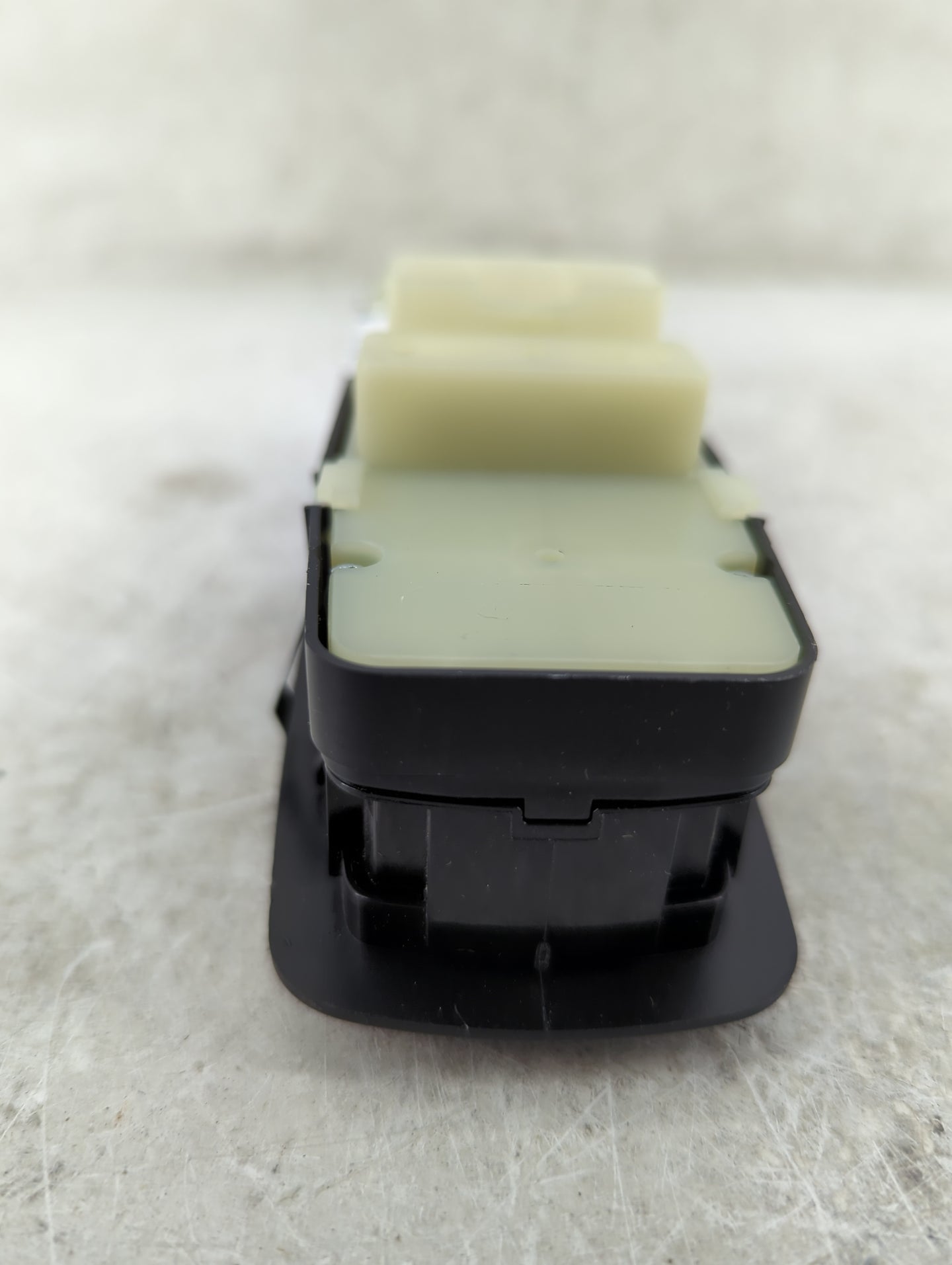 2022 Dodge Durango Master Power Window Switch Replacement Driver Side Left P/N:68319802AA Fits OEM Used Auto Parts - Oemused