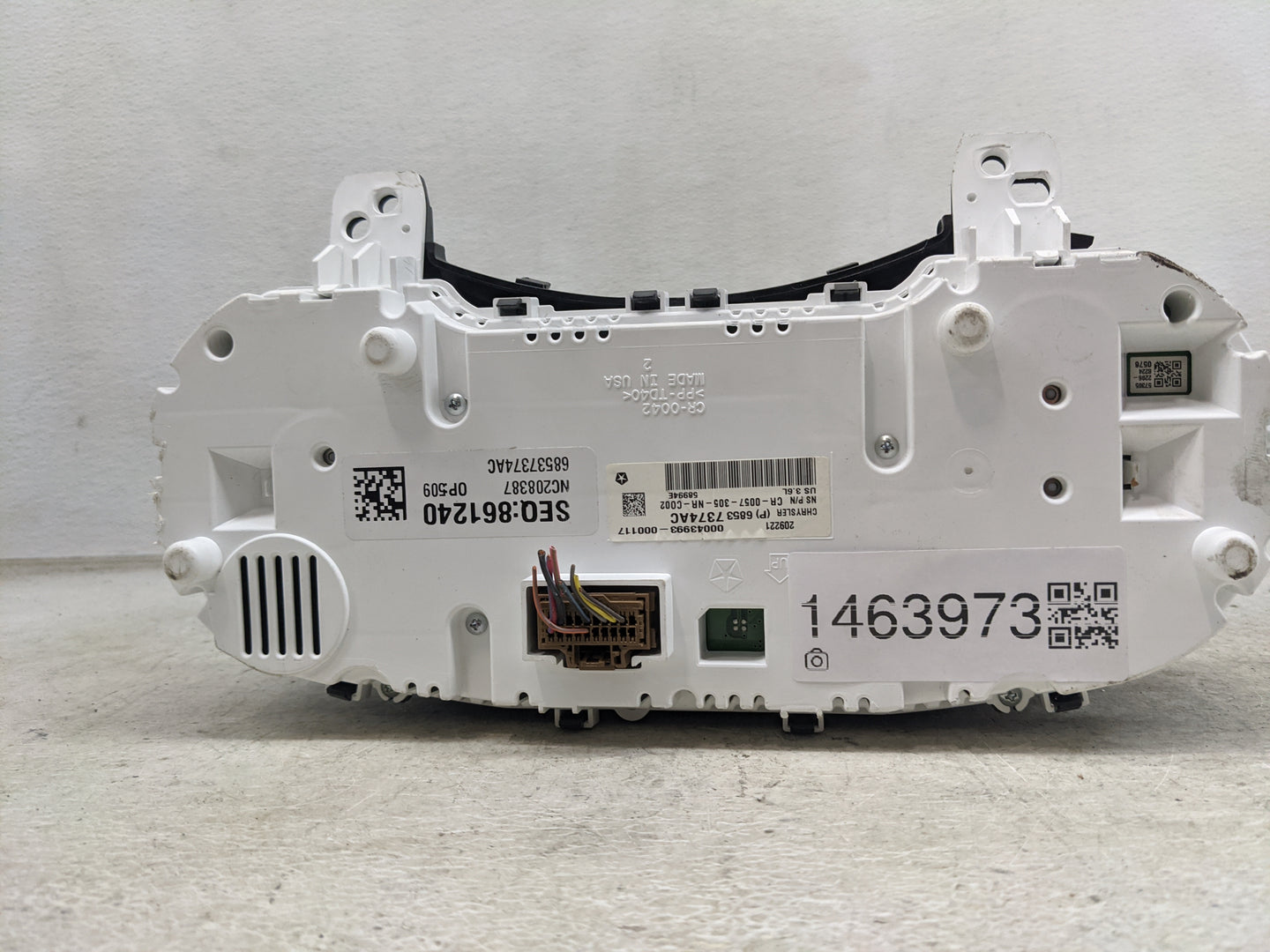 2022 Dodge Durango Instrument Cluster Speedometer Gauges P/N:68537374 68537374AC, CR-0057-305-NR-C002 Miles:15K Fits OEM Use