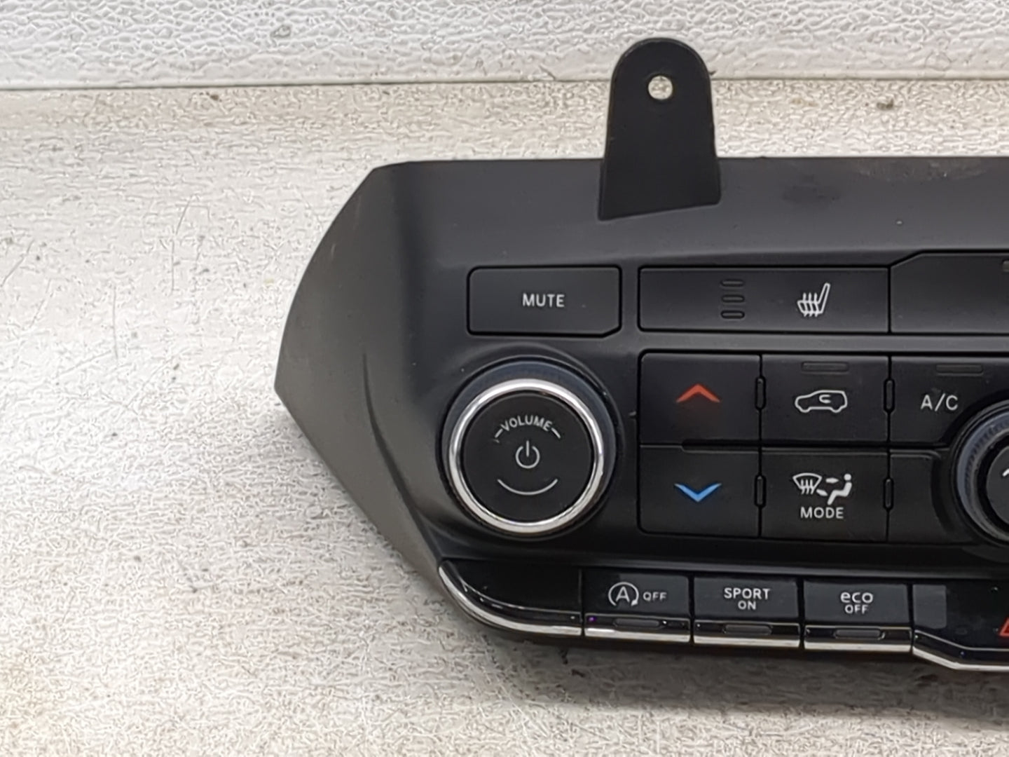 2021-2022 Dodge Durango Climate Control Module Temperature AC/Heater Replacement P/N:P68465668AC P68465670AC Fits Fits 2021 