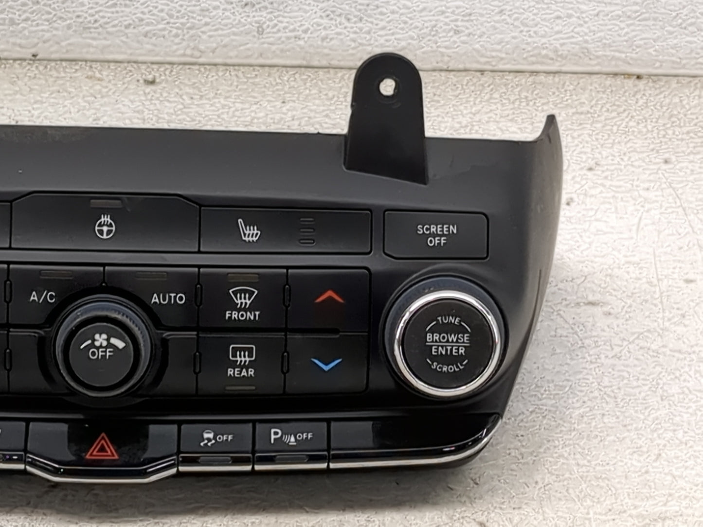 2021-2022 Dodge Durango Climate Control Module Temperature AC/Heater Replacement P/N:P68465668AC P68465670AC Fits Fits 2021 