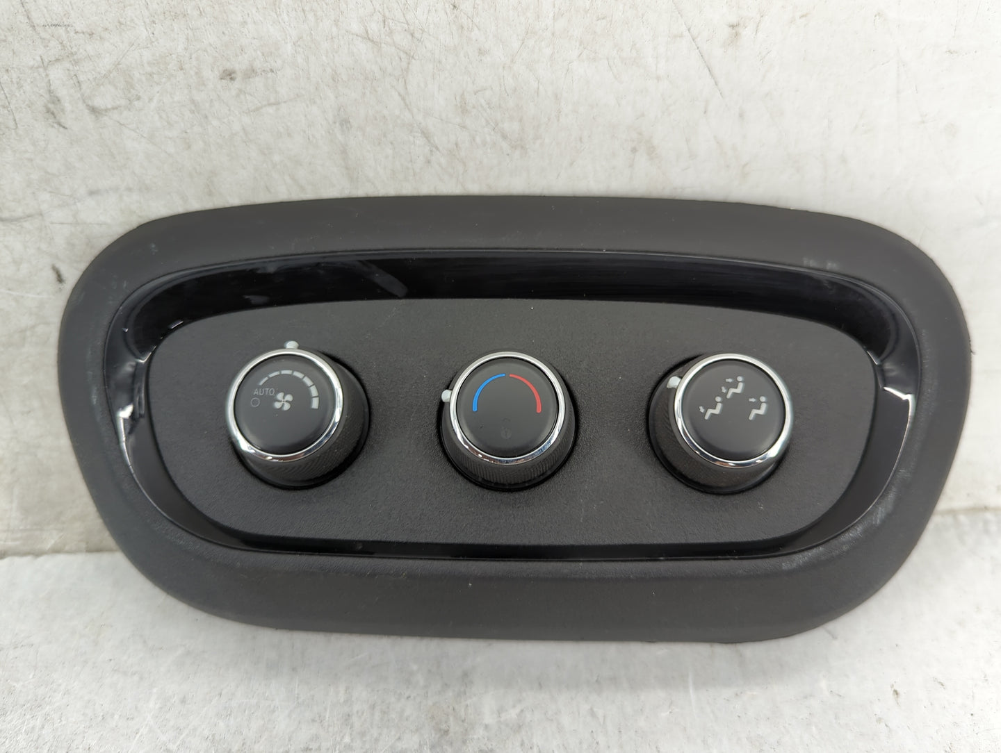 2018 Dodge Durango Climate Control Module Temperature AC/Heater Replacement P/N:P7BJ201X9AA Fits OEM Used Auto Parts - Oemus